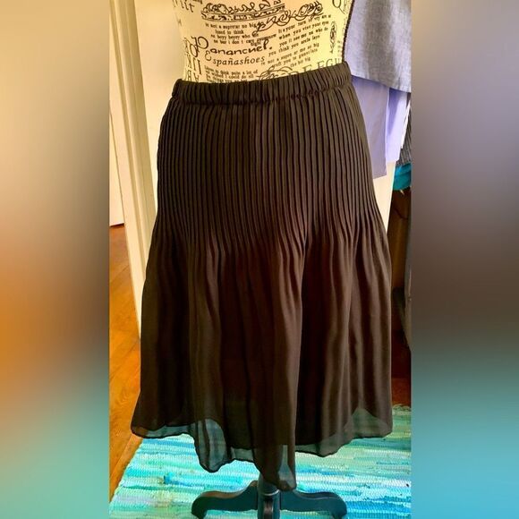 Allison Taylor Pleated shirt - Picture 1 of 5